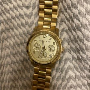 Michael Kors Womens chronograph watch.